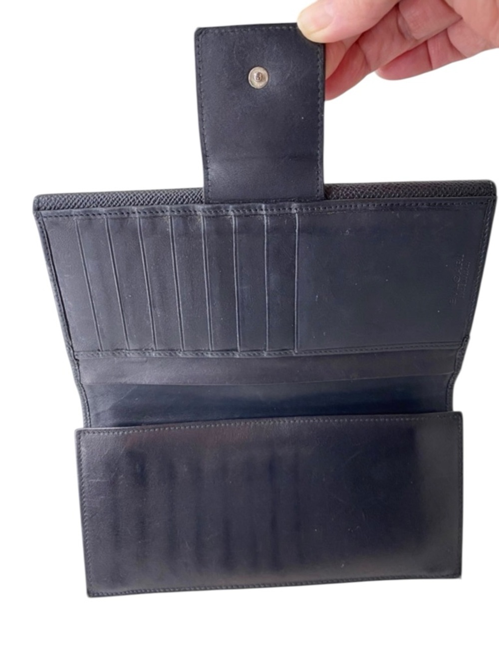 Bvlgari Black Leather Wallet with Signature Circular Logo EUC with COA - Picture 6 of 17